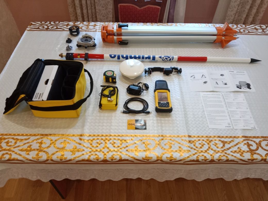Продаю новый геодезический приёмник Trimble R3, по цене договоримся!