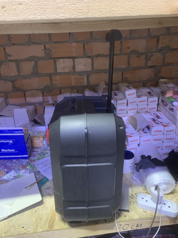 Продам колонку не дорого кочает