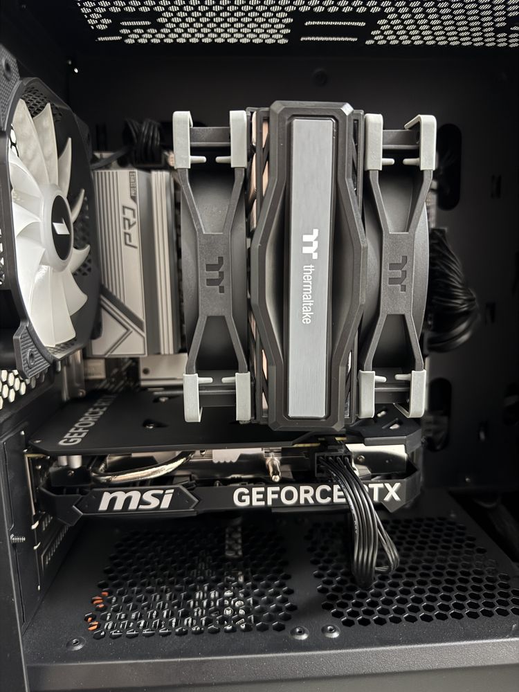Мощный игровой ПК R7 8700f + RTX 4060 + монитор