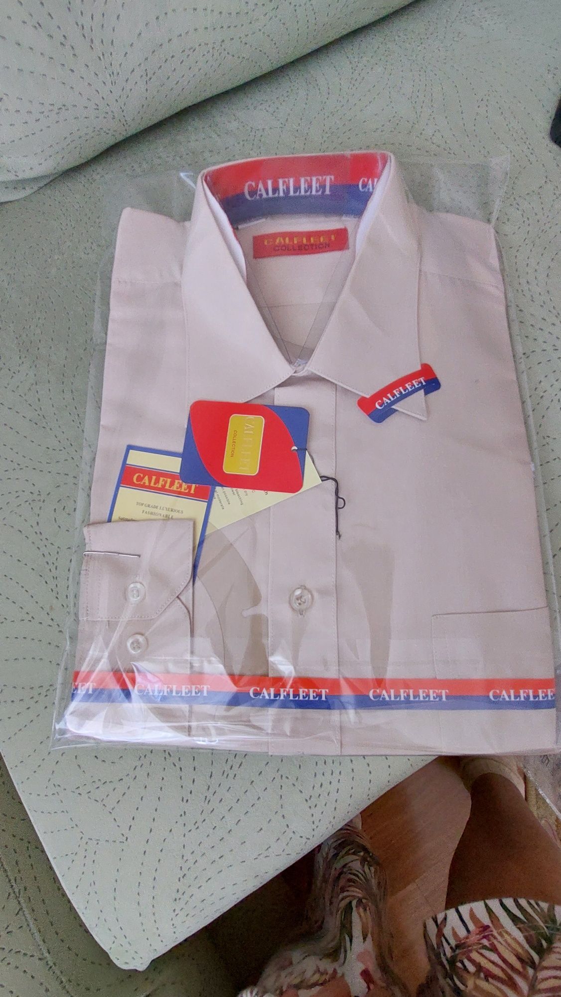 Продам рубашку мужскую  новую