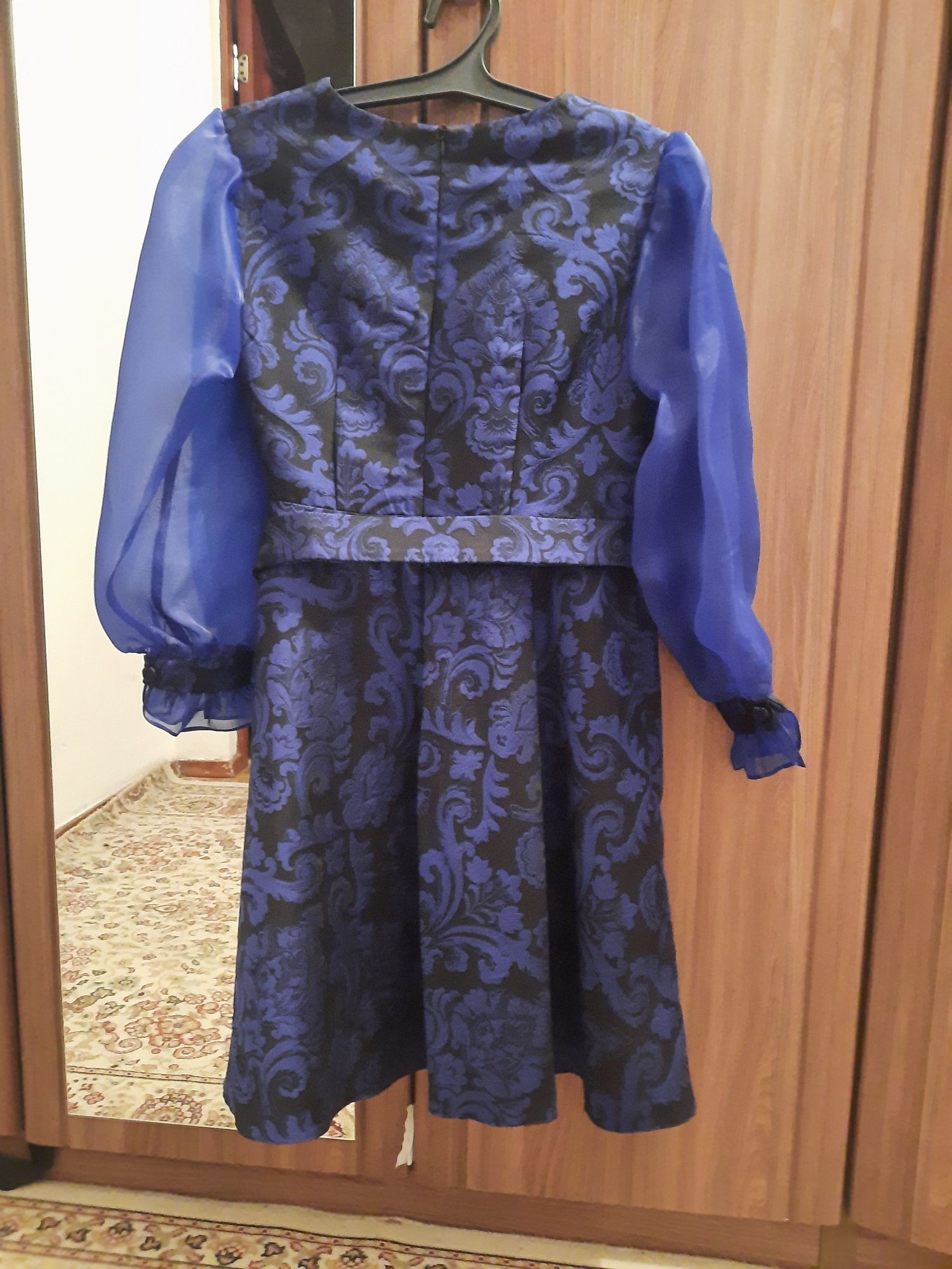 Платье коктельное