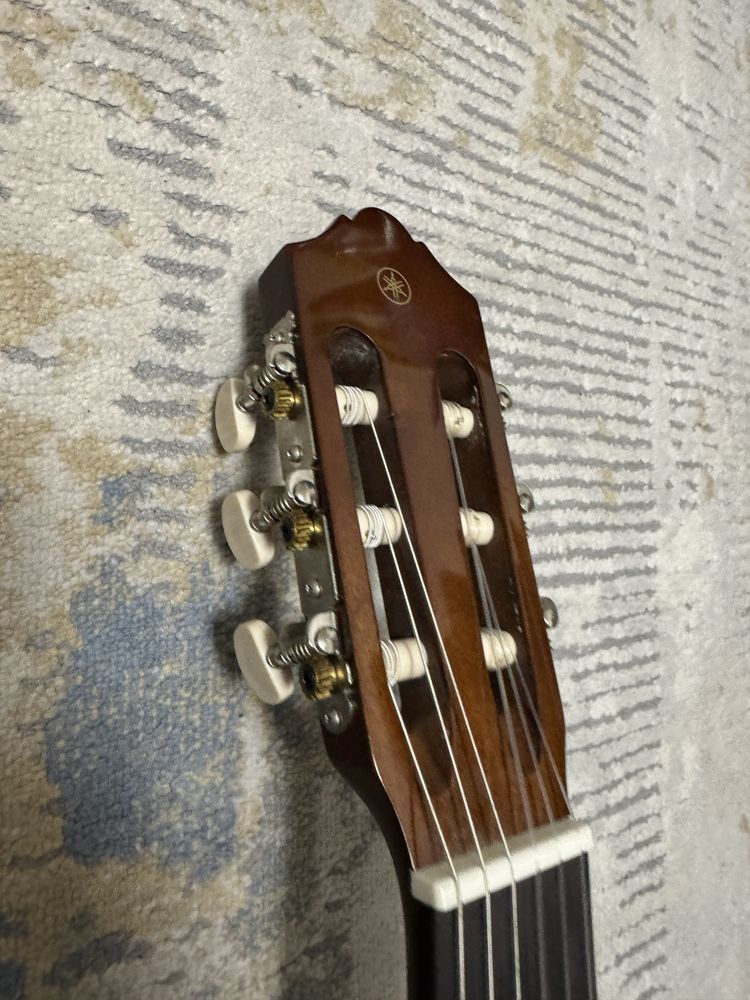 Гитара Yamaha c 40