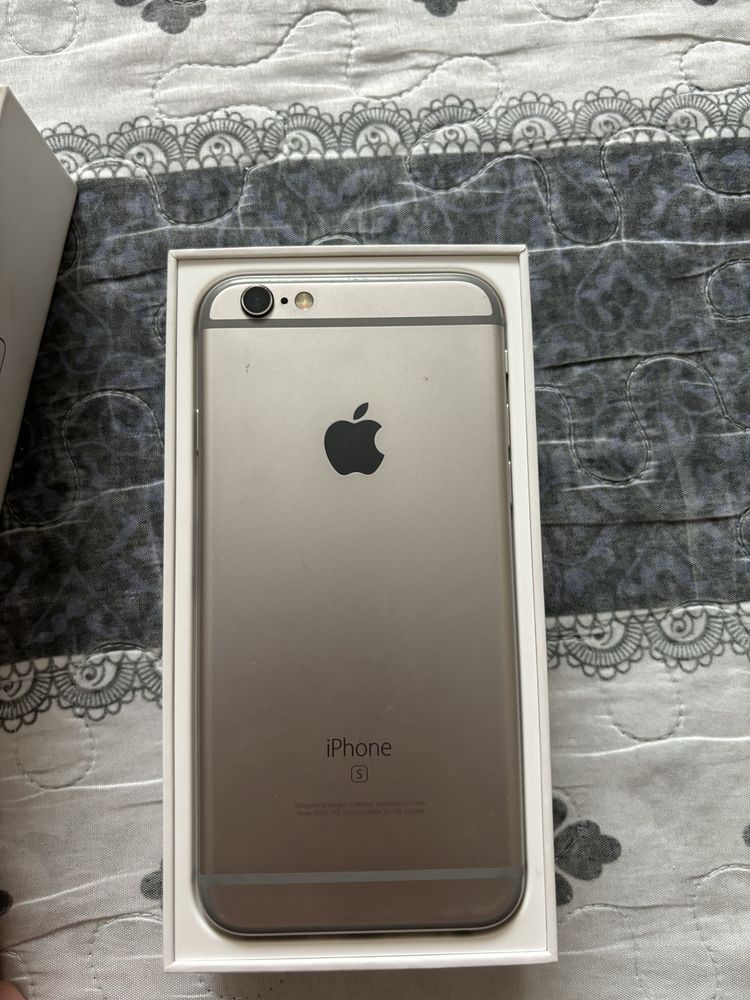 Продам айфон 6 s в отличном состояние