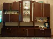 Продам горку в гостиную