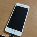 iPhone 8 (без коробки, без зарядки)