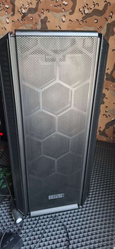 Игровой ПК 7800x3d / RTX 4070 / 32Gb /