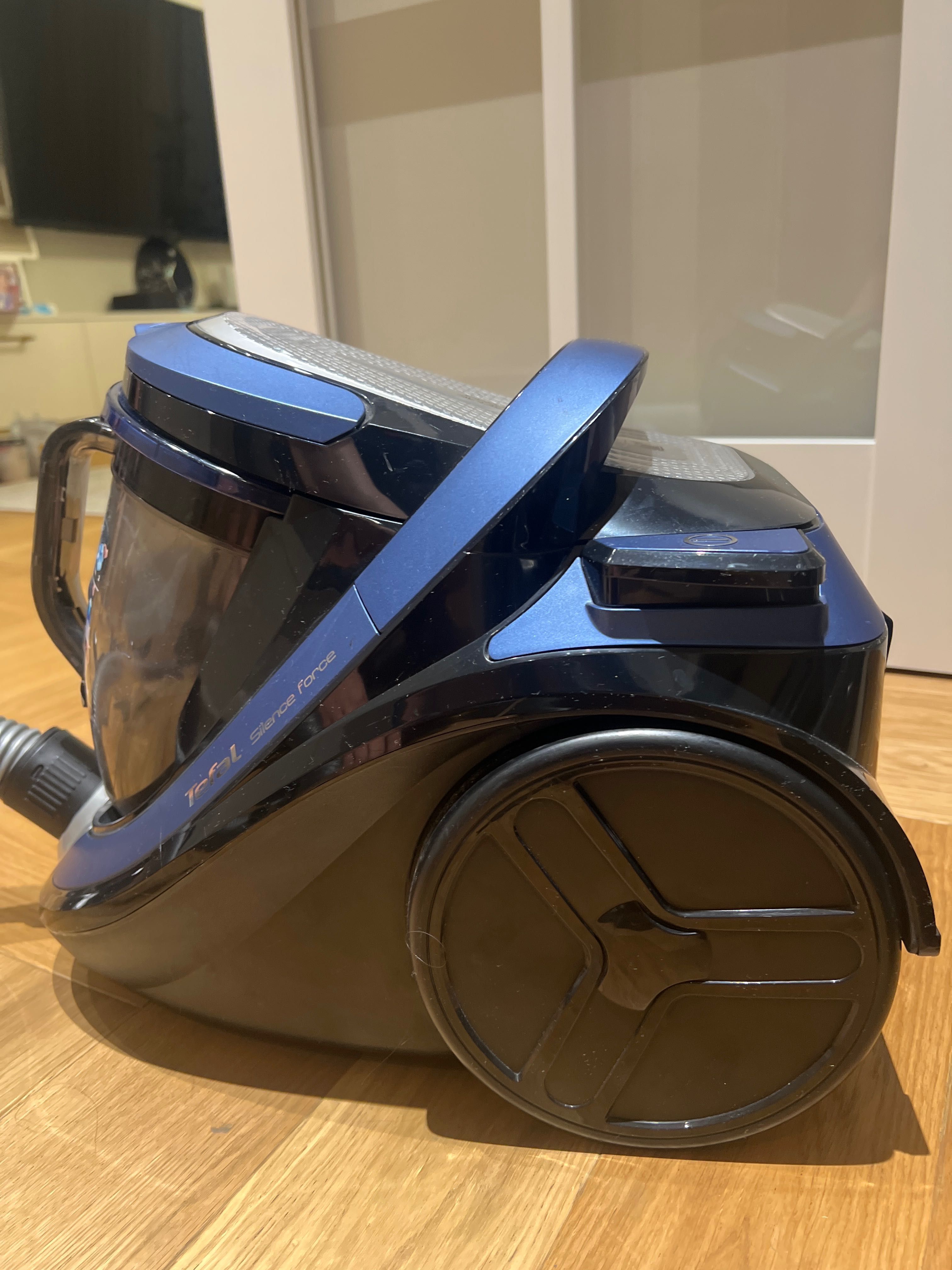 Пылесос Tefal silence force
