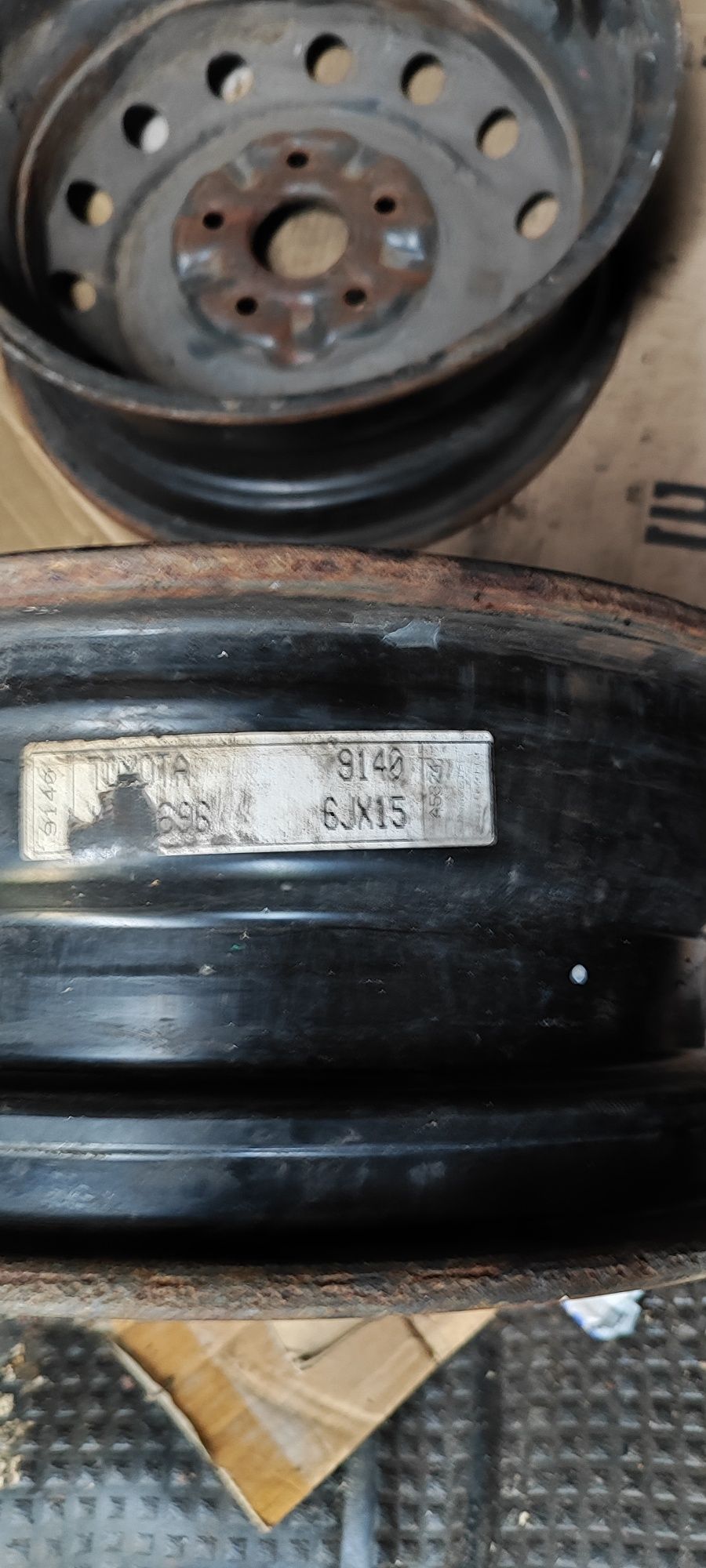 Продам диски 2 штуки