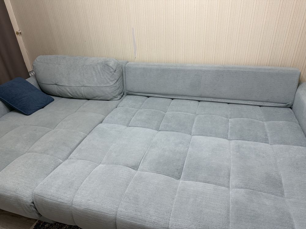 Продам диван фирмы Ariba