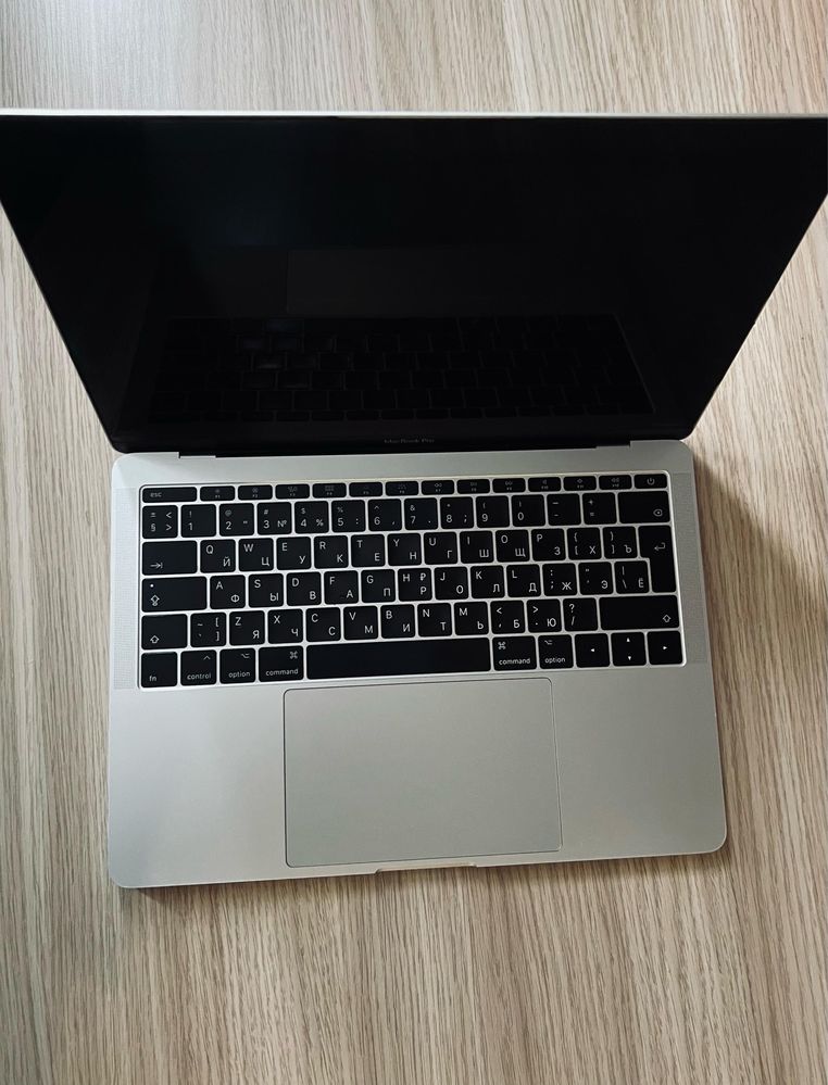 Продам Macbook Pro