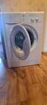 Продам стиральную машину Indesit