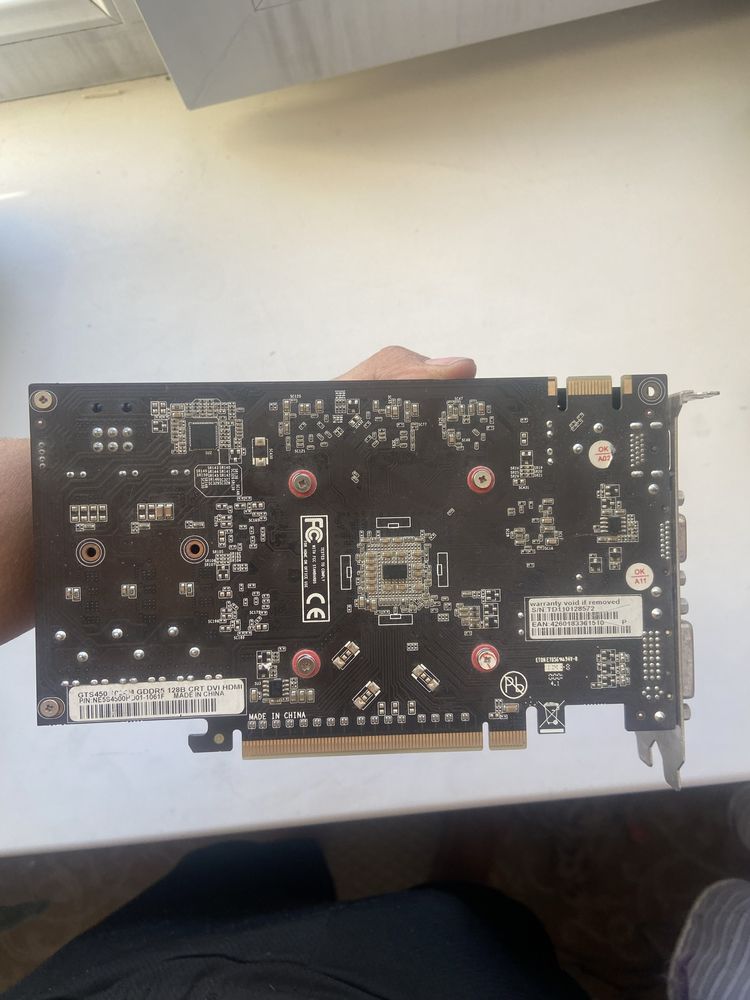 Ge forse 750  …..