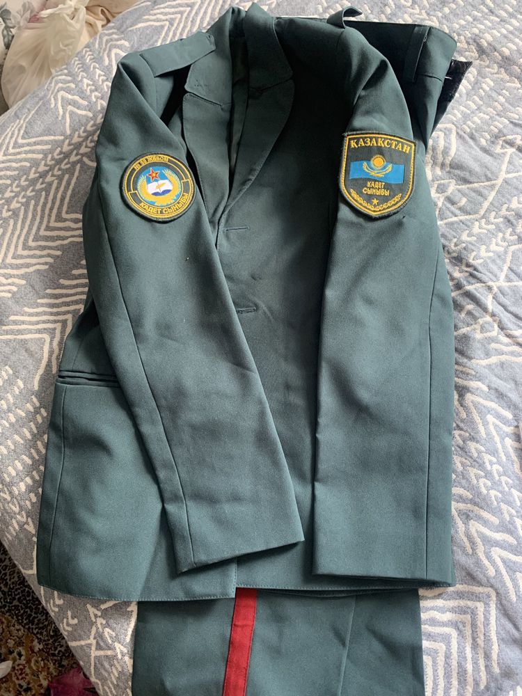 Продам форму для мальчика