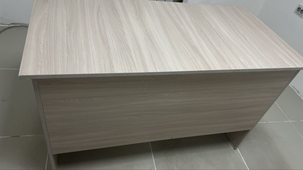 Столы парты для офиса шкаф