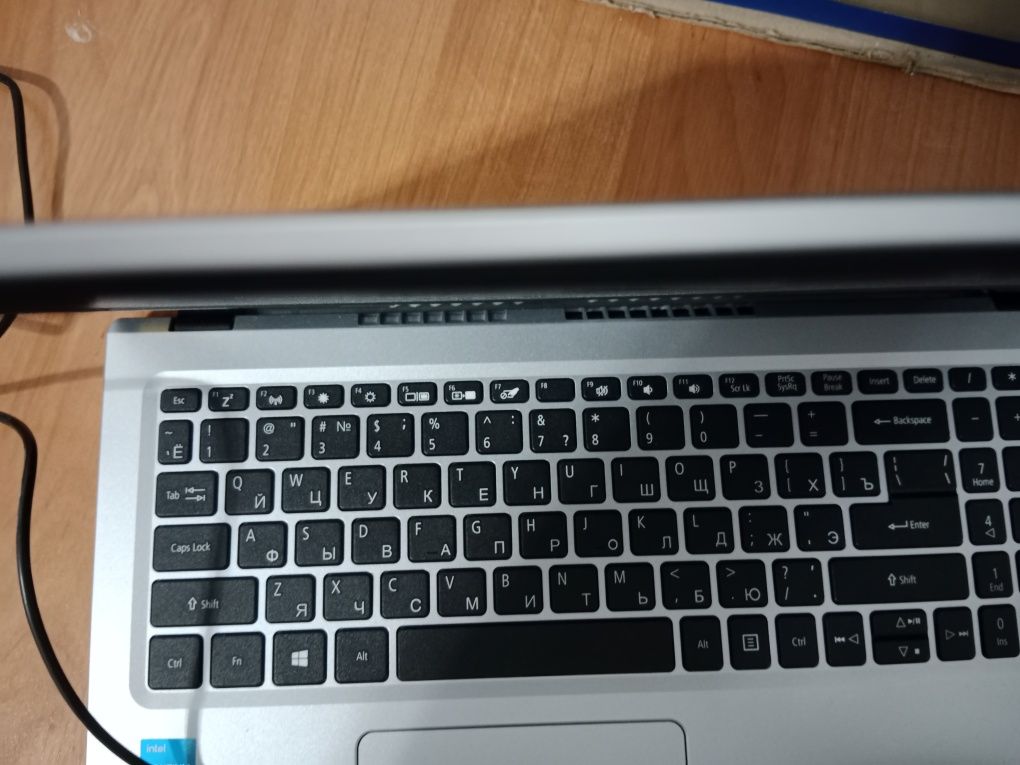Acer Ноутбук, мышка
