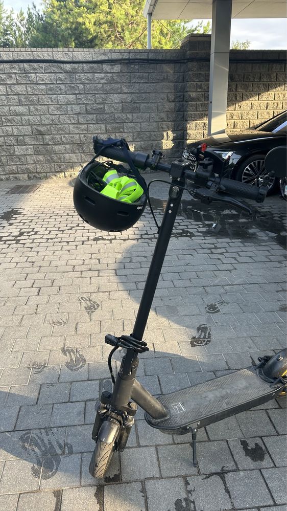 Продам самокат AOVA PRO MAX