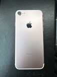 Продам Iphone 7 :)