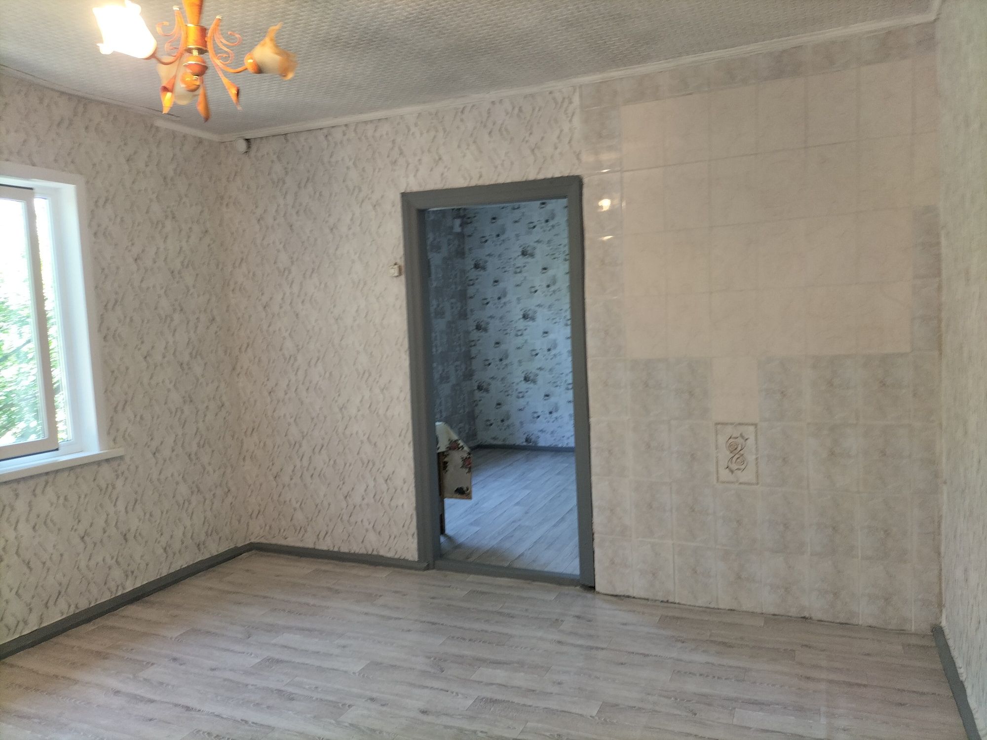 Продам часть дома в центре п.Восточного!