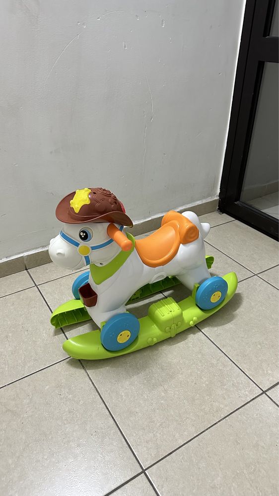 Лошадка каталка Chicco Baby Rodeo толокар