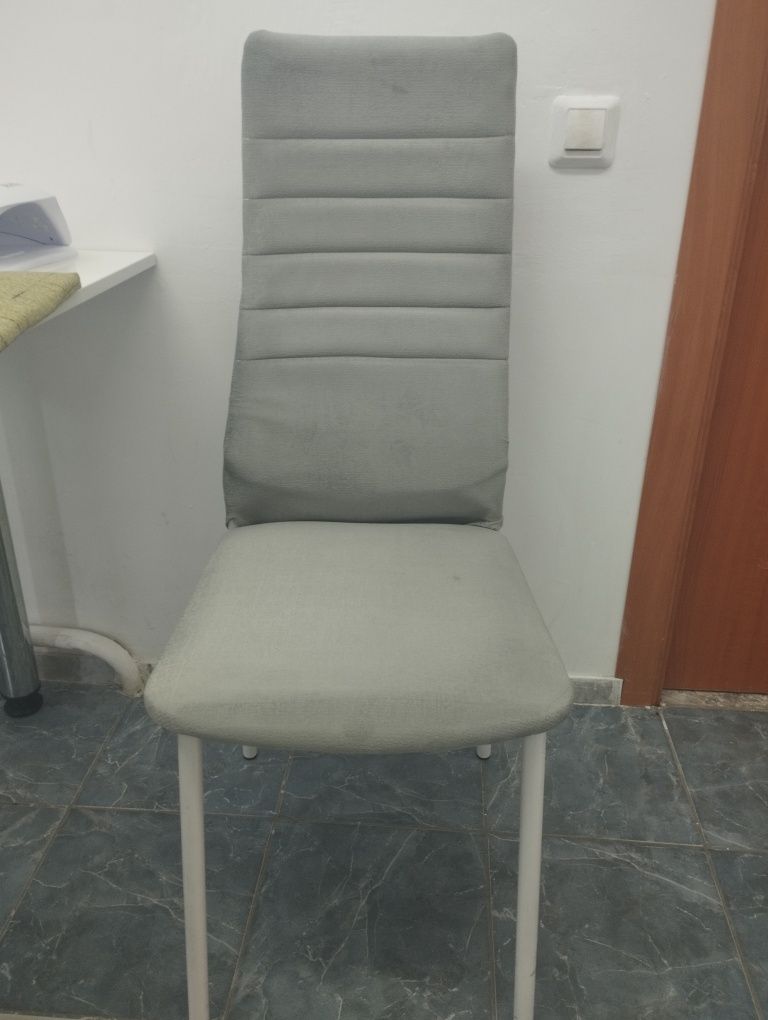 Продам 2 стула 23000