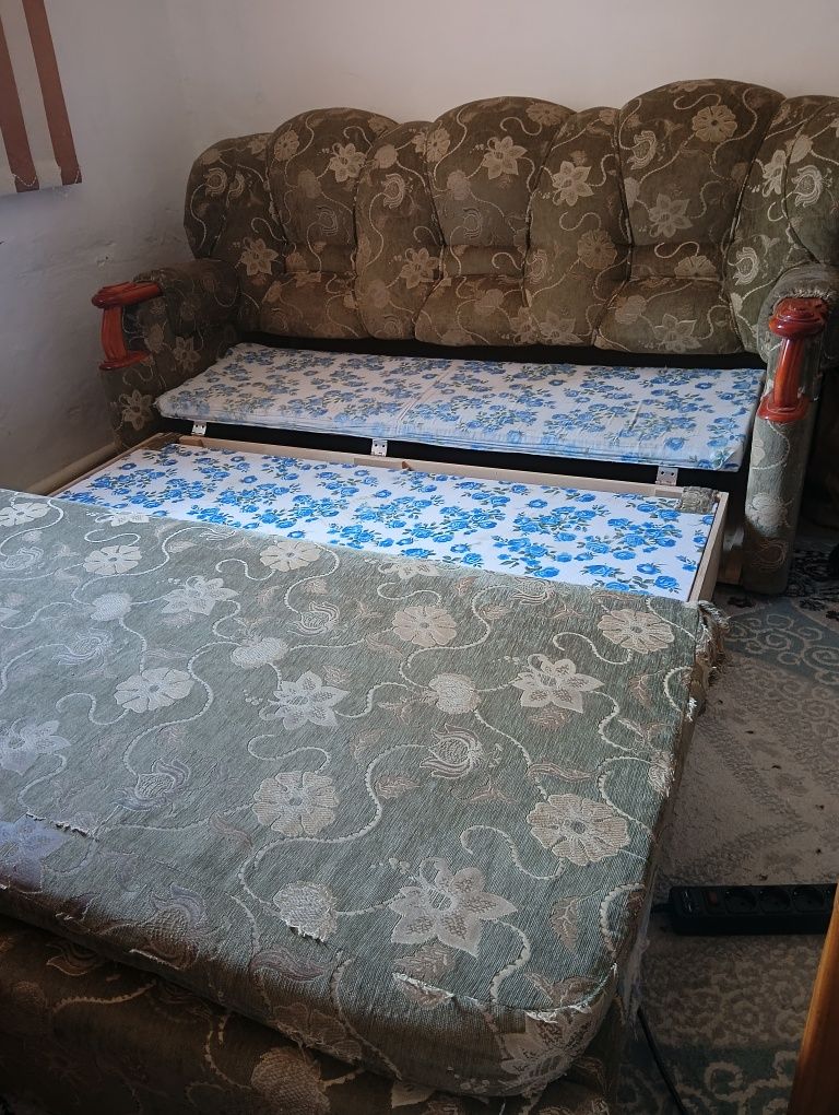 Диван и 2 кресла