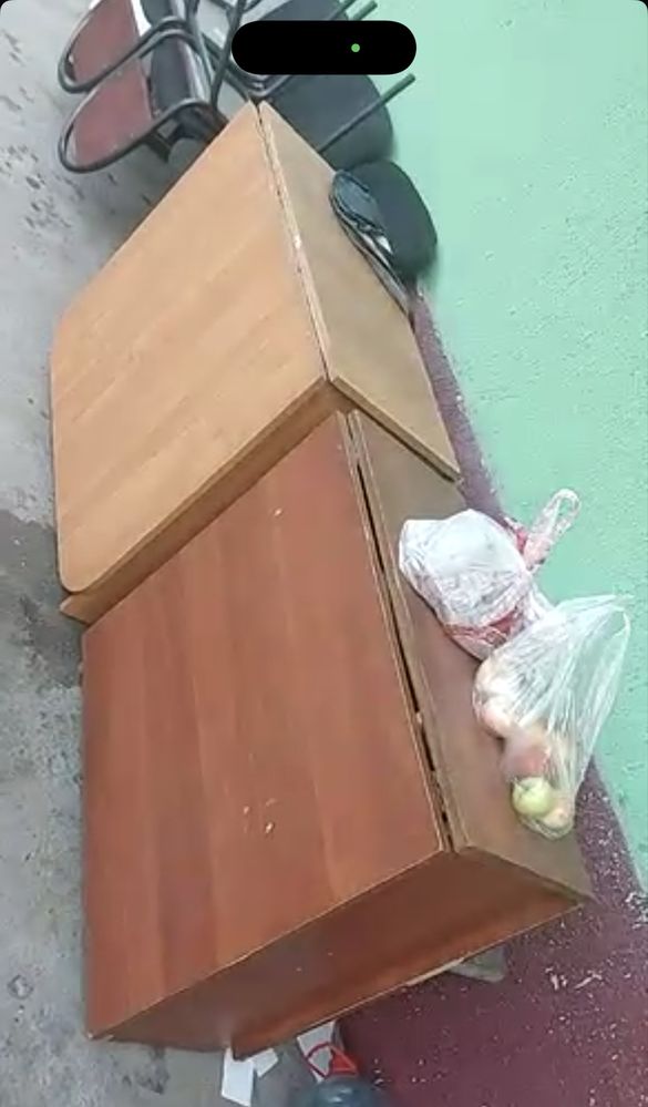 Срочно стол жиналмалы сатылады көшіп жатырмыз со үшін сынбаған