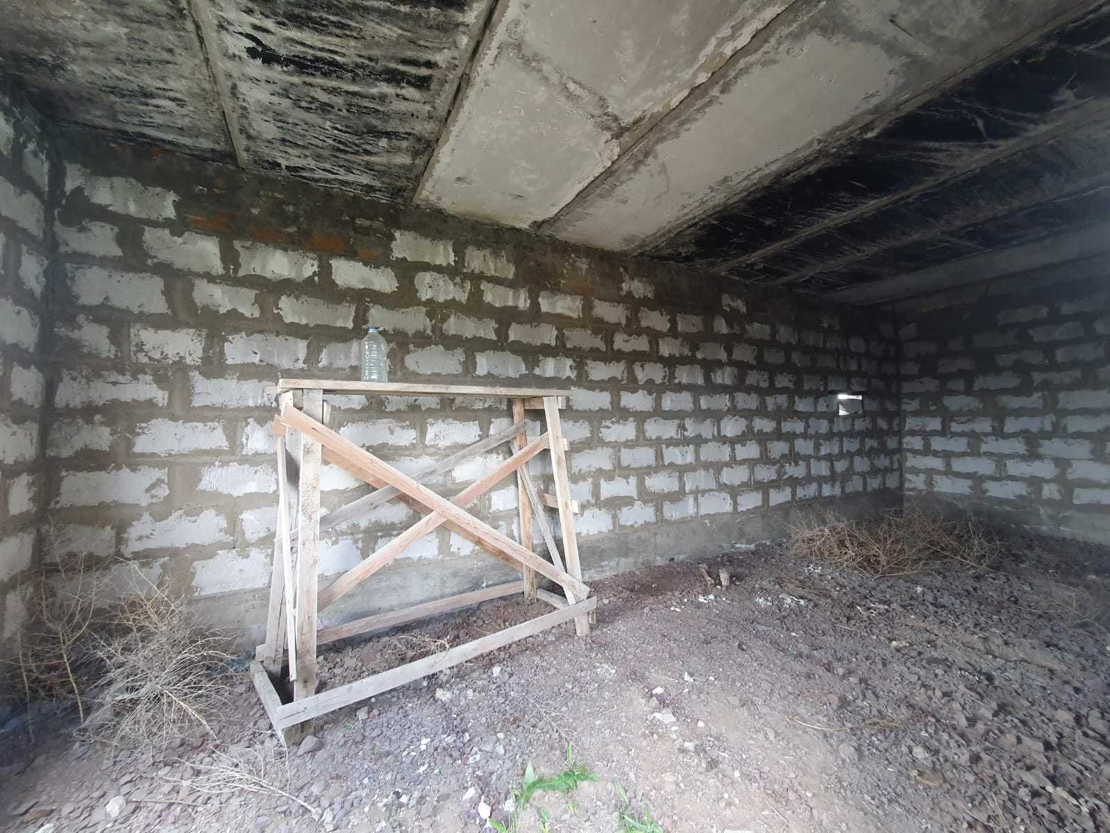 Продам большой 2х уровневый коттедж в Старом городе в черновой