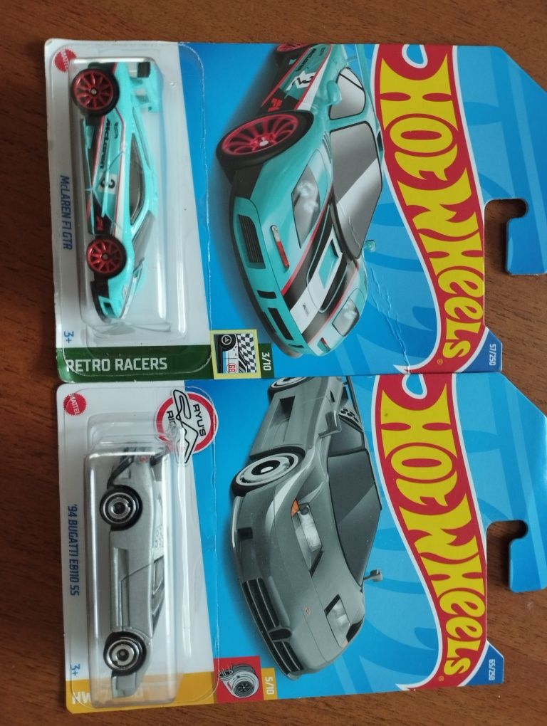 Машинки hot wheels