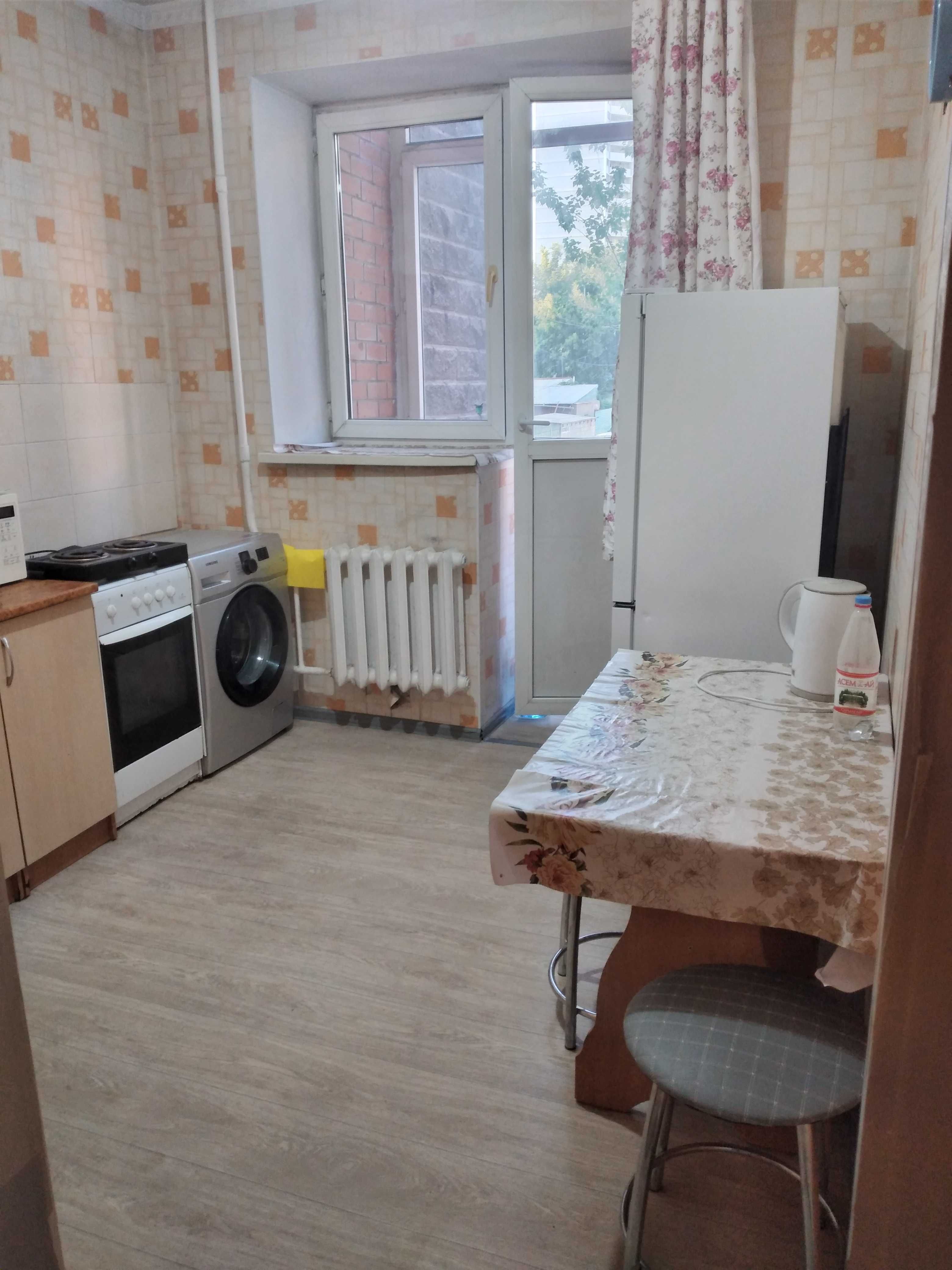 Продается 1-комнатная квартира в центре, районе ЕНУ