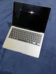 Apple MacBook Air 13 2020 / 8 gb SSD 256 gb