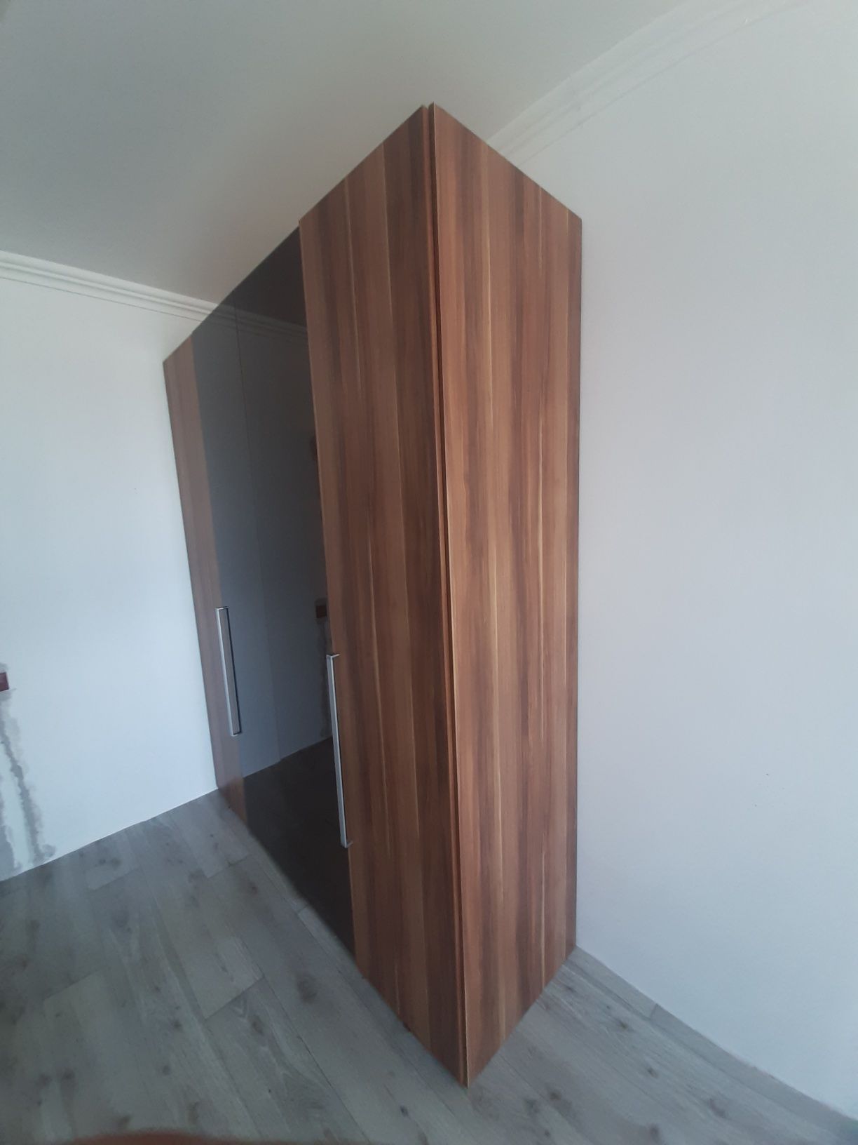 Шифонер продам как новый