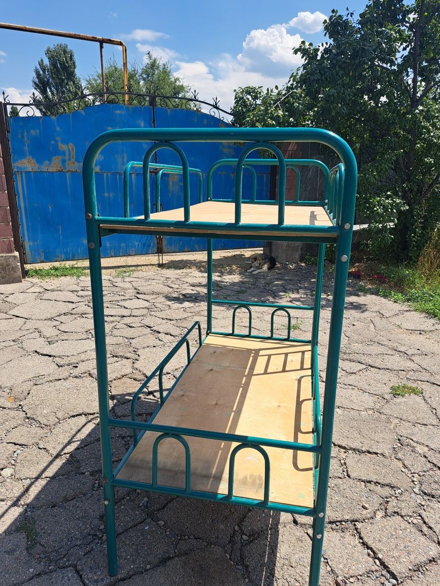 Продам детский двухярусный кровать