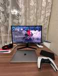 Продаю комплект: PlayStation 5, 2 геймпада DualSense и монитор Samsung