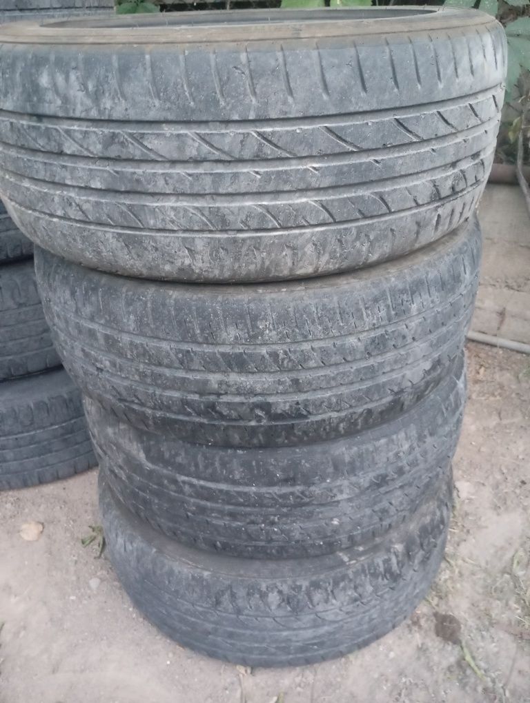 Автошины  215*55*ZR17