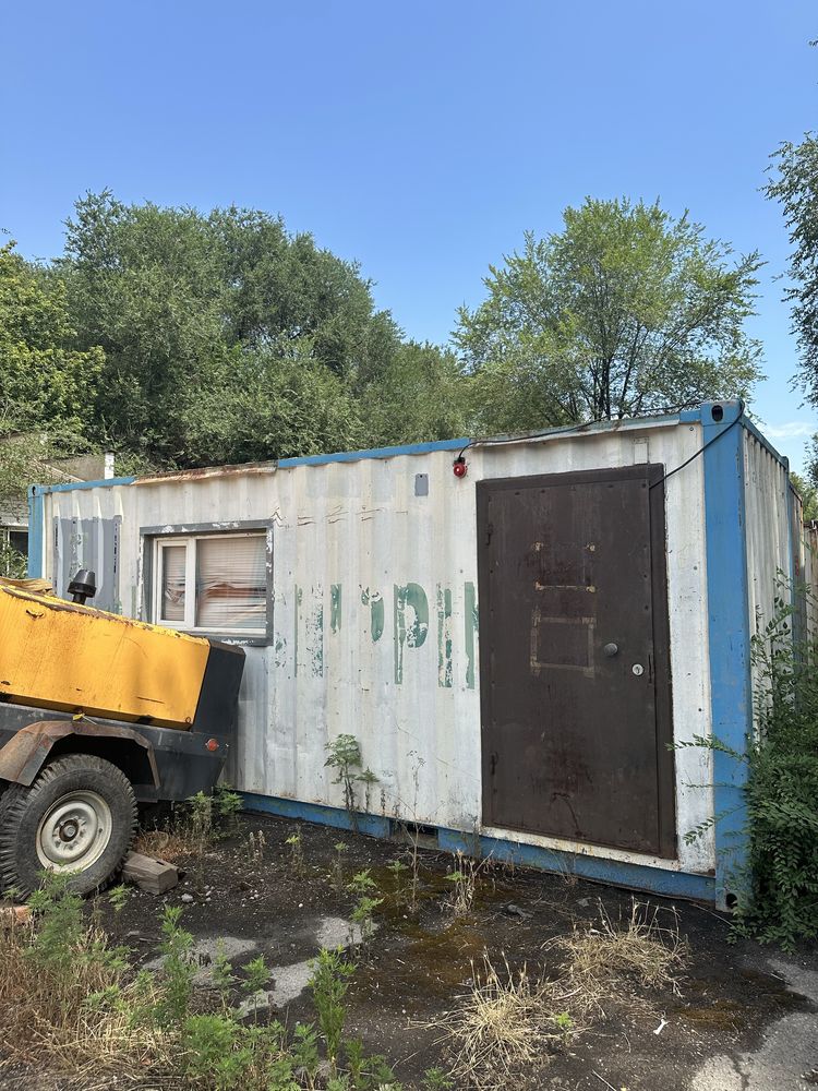 Продается контейнер
