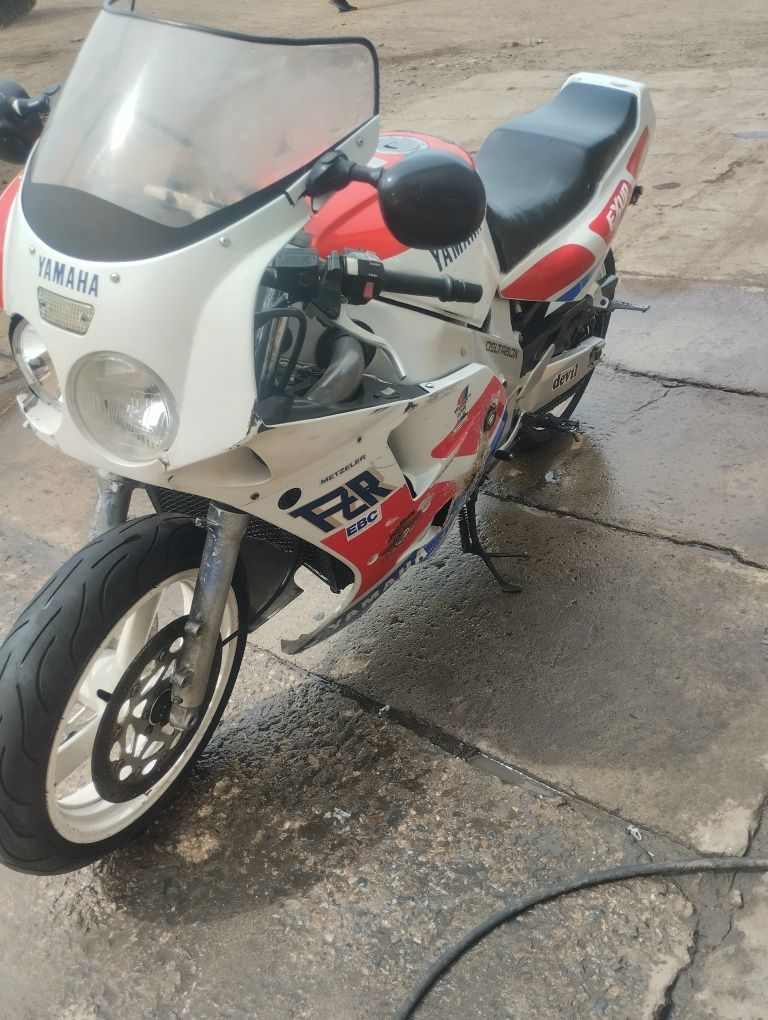 Ямаха фзр 1000р продам