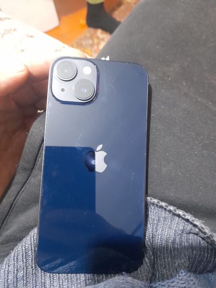 Продам Iphone 14/128