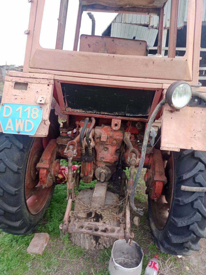 Продам т-25 с документами.