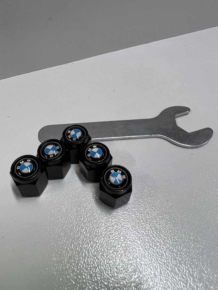 Продам колпачки на BMW