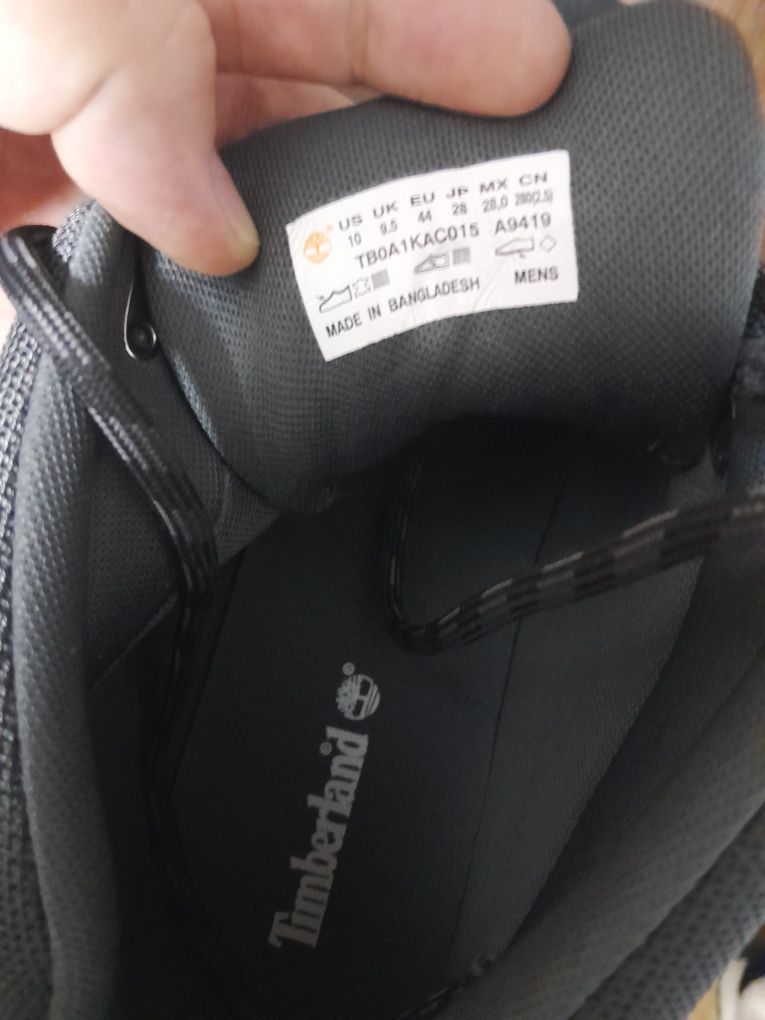 Продам мужские ботинки. Timberland