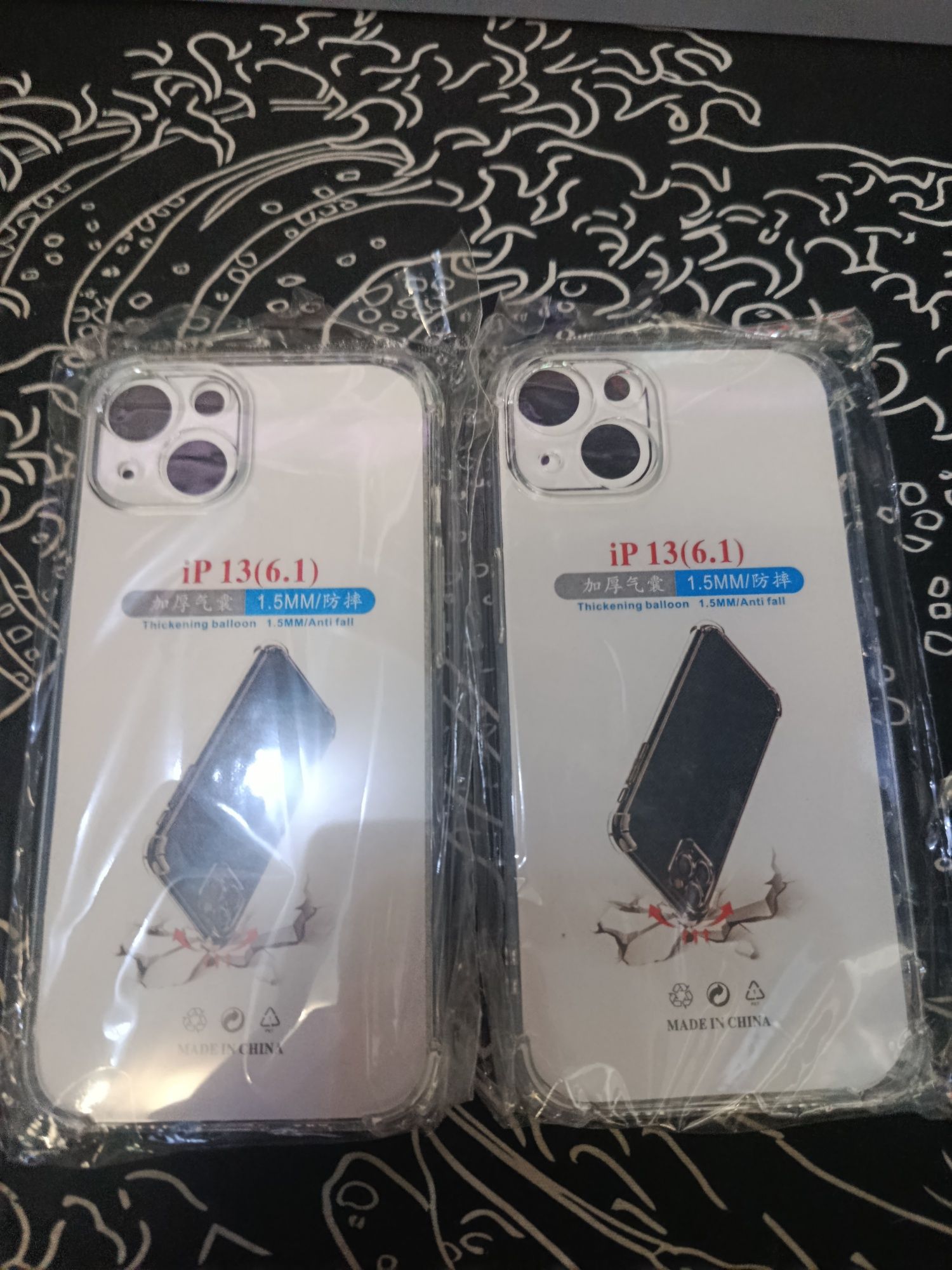 чехлы прозрачные на IPhone 13