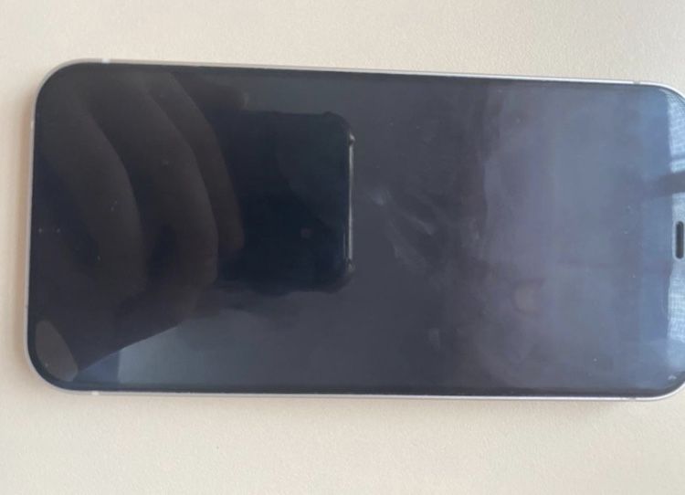 срочно продаю iPhone 12 128 гб
