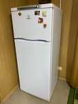 Двух камерный холодильник «Indesit»
