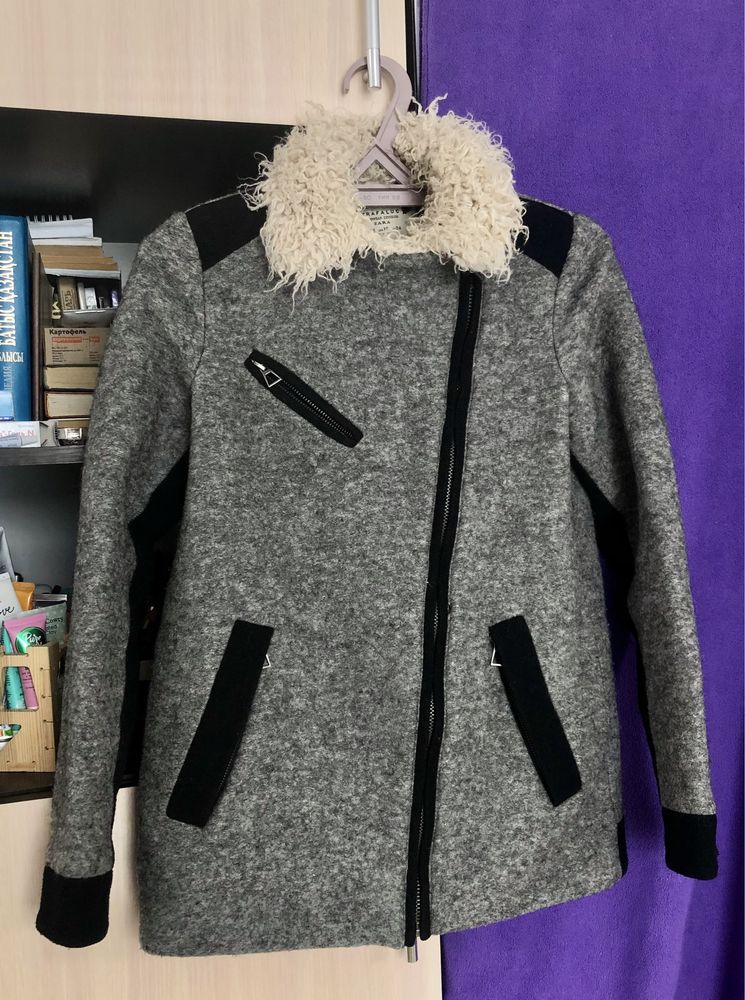 Полупальто Zara
