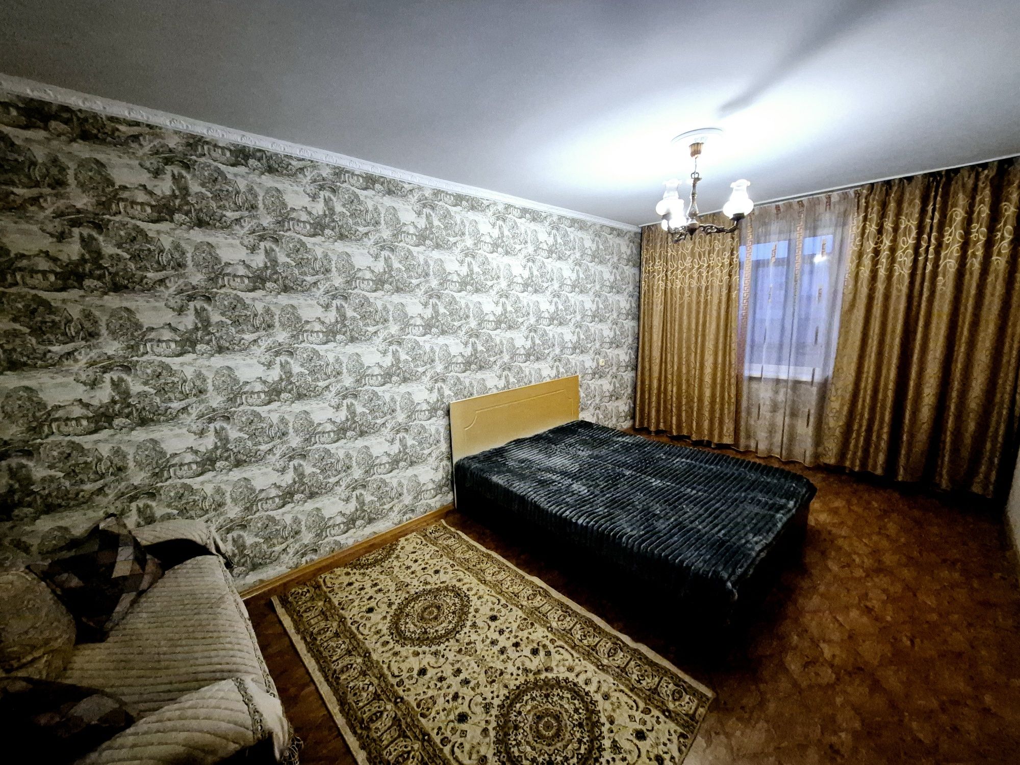 Сдам 1 ком. Кв. Интернет. Смарт тв. 2 часа 3500 тенге. Ночь 8000 тнг