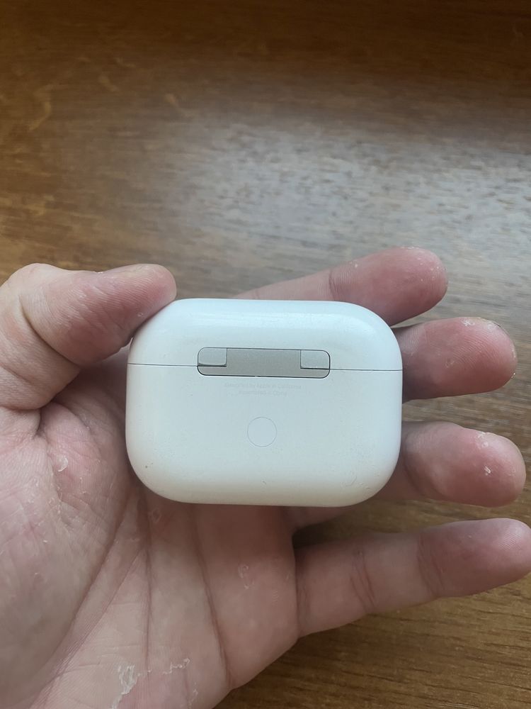 Air Pods PRO Б/У в хорошем состоянии
