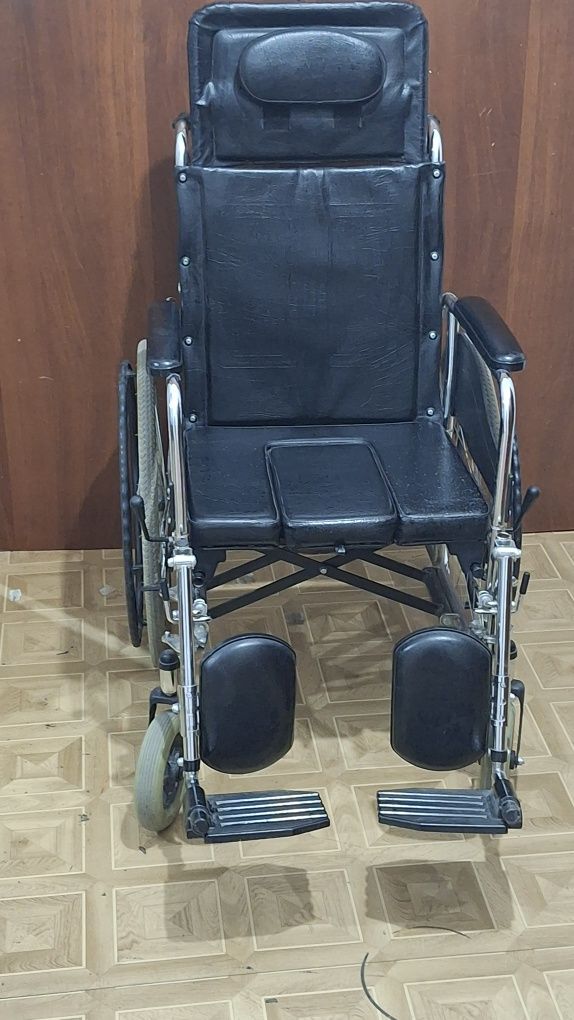 Инвалидная коляска