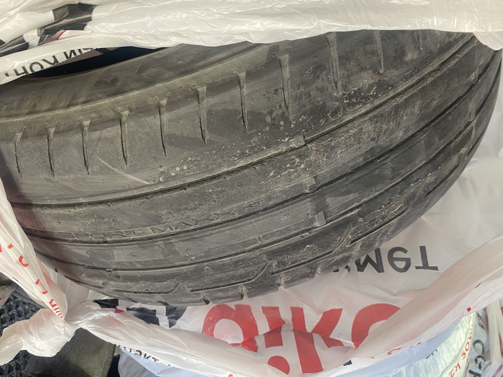 Продам резину летнюю 235/55/17