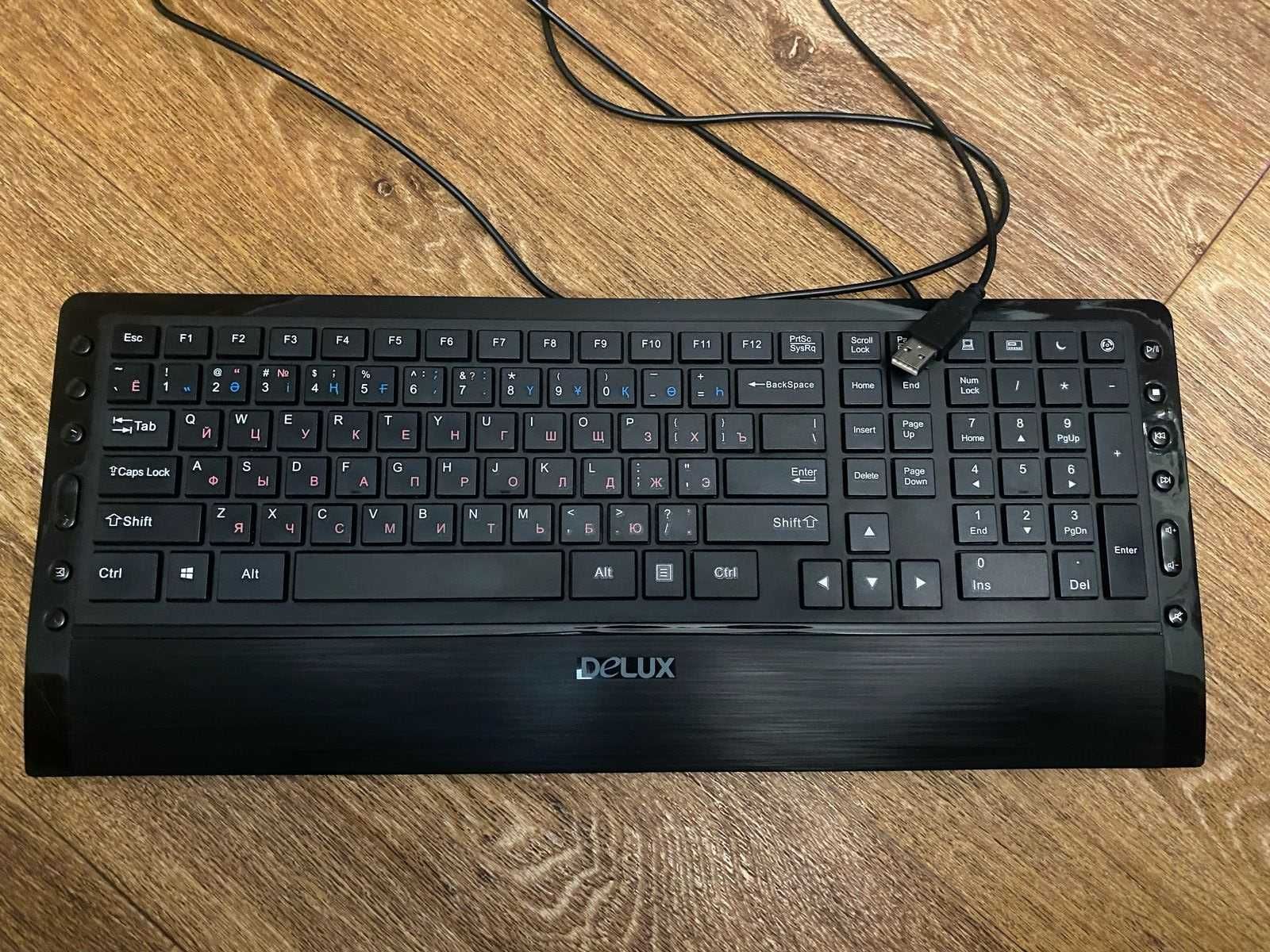 Монитор HP х22LED в подарок клавиатура DELUX