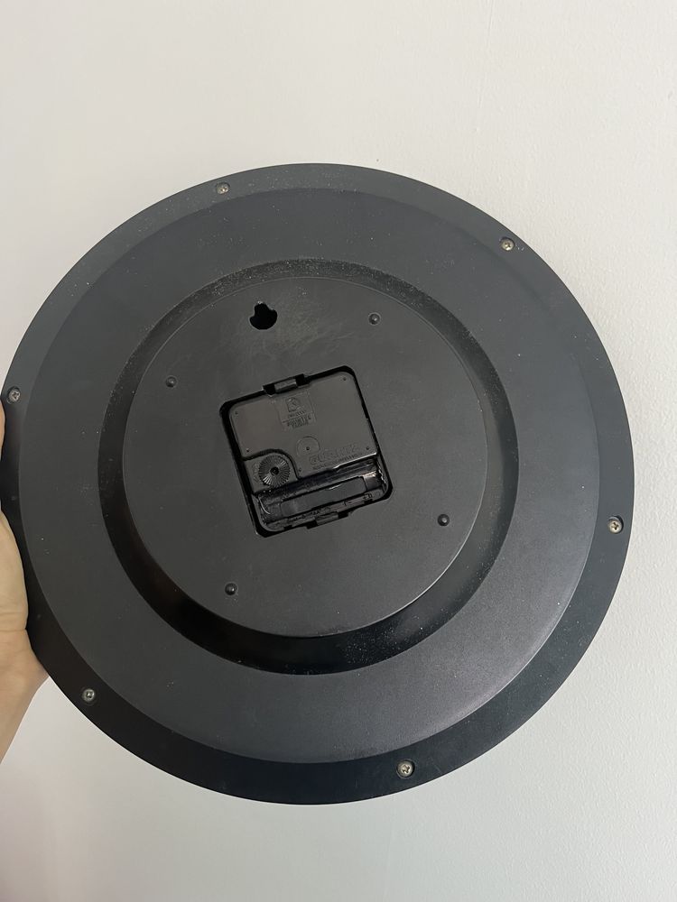 Радиочасы VITEK VT-3511 SR и настенные часы Quemex